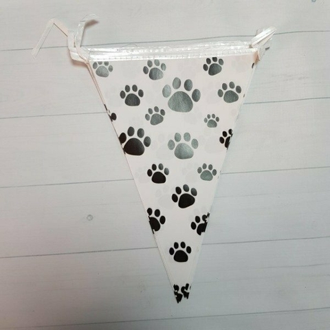 Banderin Triangular Huellitas - comprar online