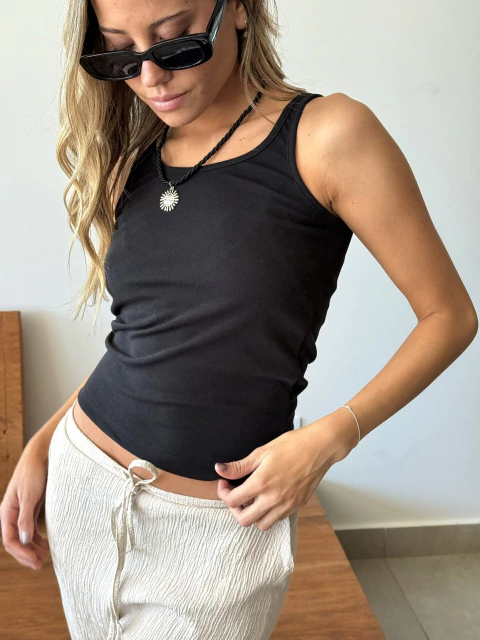 Musculosa MICA