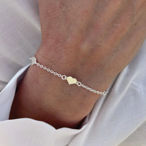 Pulseira Prata com Corações Lisos