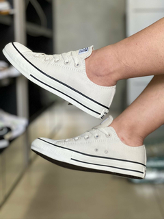 Converse All Star Bege Clarinho Lona 34 ao 39 - comprar online