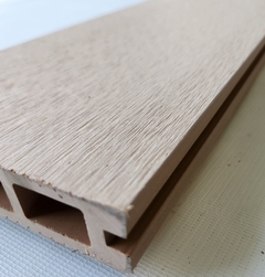 Imagen de Deck WPC tabla hueco 2200x140x25 (precio por m2)
