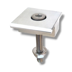 Fijacion intermedia de aluminio anodizado . para paneles solares