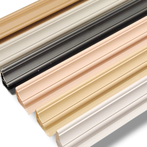 Moldura de PVC para terminacion de techos (precio por unidad)