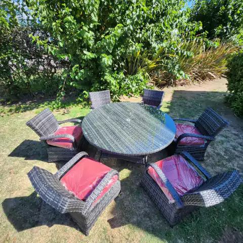 Juego de comedor de rattan sintetico 7 piezas con almohadones y mesa 1,50 m