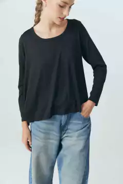 Remera Rostov - comprar online