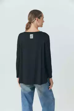 Remera Rostov en internet
