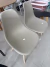 Duas Cadeiras Eames | Bege - comprar online