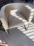 Cadeira Poltrona Decorativa Veludo Base Metal Gold Cor Bege