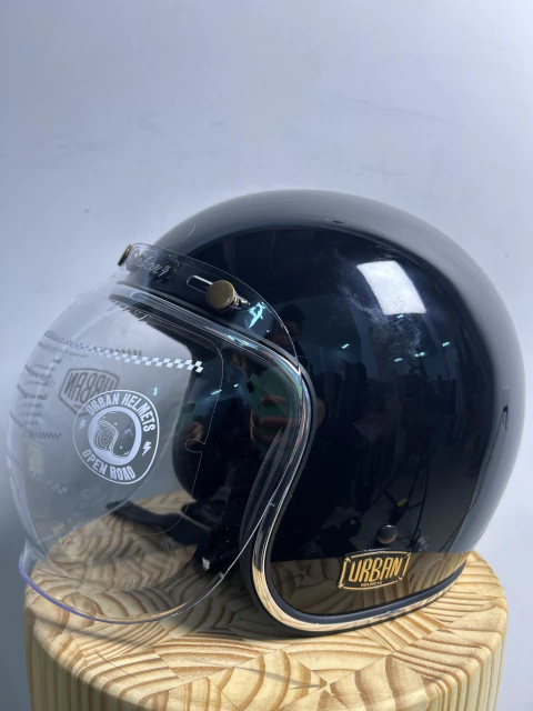 Capacete Urban Tracer Blackout Preto Brilhante / Tamanho 61