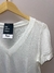 Blusa Manga Curta Decote V Zoe na internet