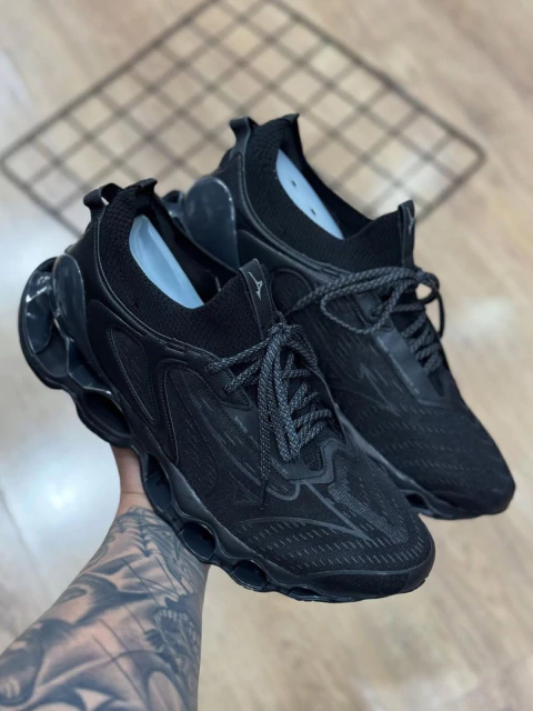 Mizuno Wave Prophecy 14 ‘Triple Black/ Stealth Black’