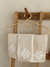 Servilleta con relieve arabesco - comprar online