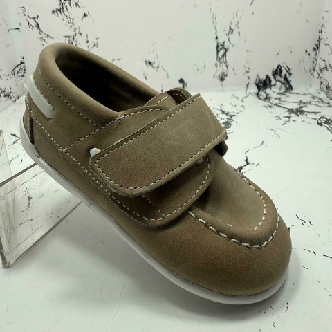 NAUTICO ABROJO CUERO