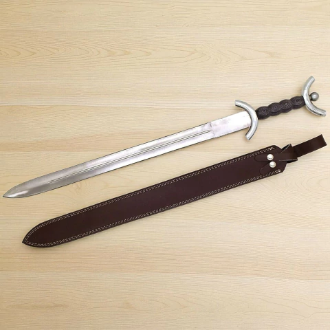 Espada Celta Antropomórfica