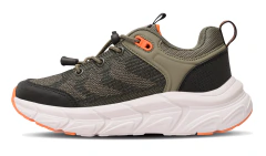 Zapatilla Jaguar Trekking para niños, modelo 3103, color verde con detalles naranjas y suela blanca, vista lateral.