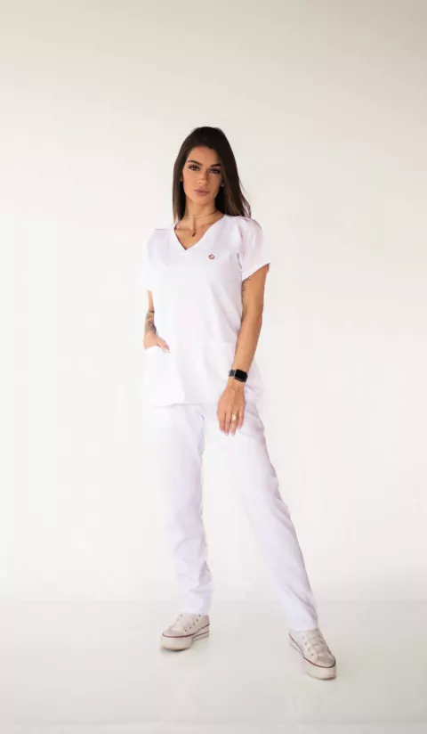 Pijama Cirúrgico Feminino Flora Branco - comprar online