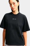 Camiseta Nike Sportswear Classic Feminina