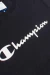 Camiseta Champion One Script Preta na internet
