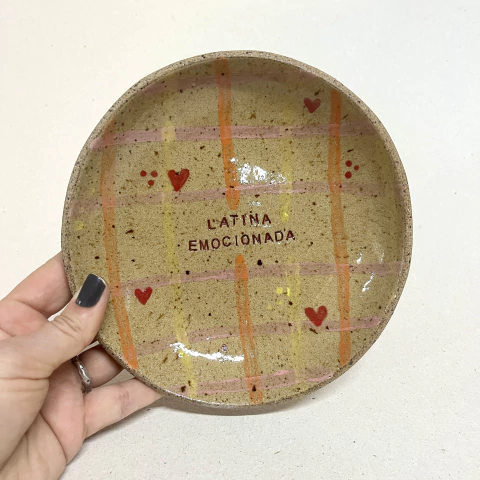 Prato Latina Emocionada - comprar online