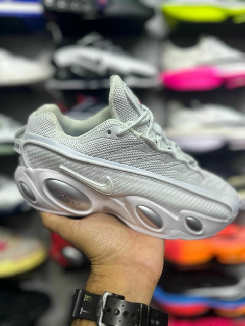 Nike Octa 1.0 - Cinza - comprar online