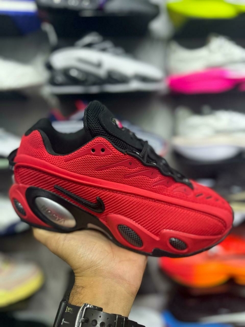 Nike Octa 1.0 - Vermelho/Preto - comprar online