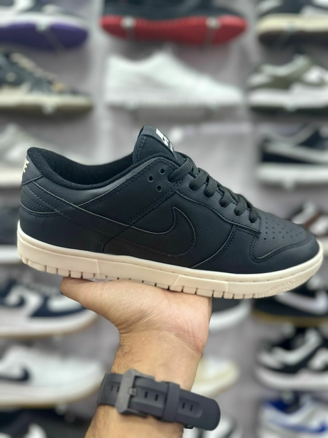 Nike Dunk Low - Preto - comprar online