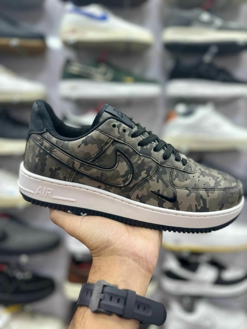 Nike Air Jordan 1 - Militar - comprar online