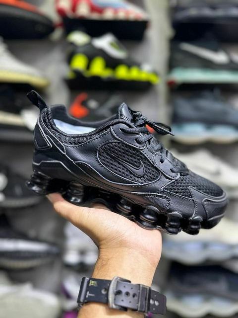 Nike Shox 12 Molas - Preto - comprar online