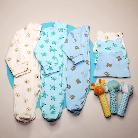 PIJAMA ENTERIZO GORRO OREJAS NIÑO - comprar en línea