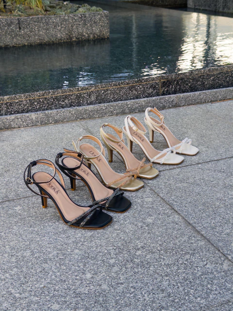 Sandália de Salto Fino Isabely