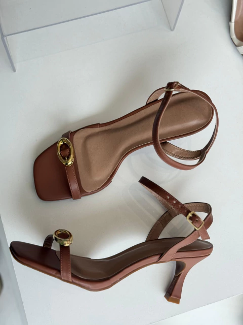 Sandália de Salto Fino Adriana