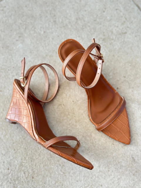 Sandália de Salto Croco Gisele