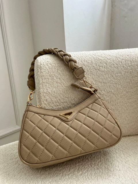 Bolsa Shoulder Bag Matelassê com Alça Trançada Monica