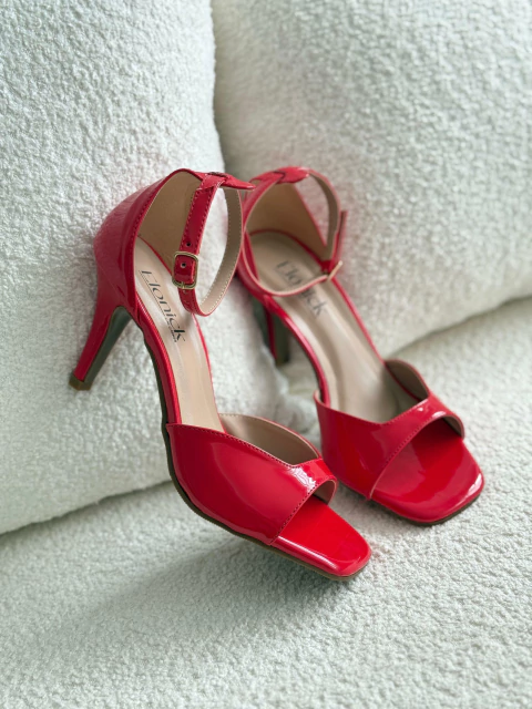 Salto Alto Verniz Jessica