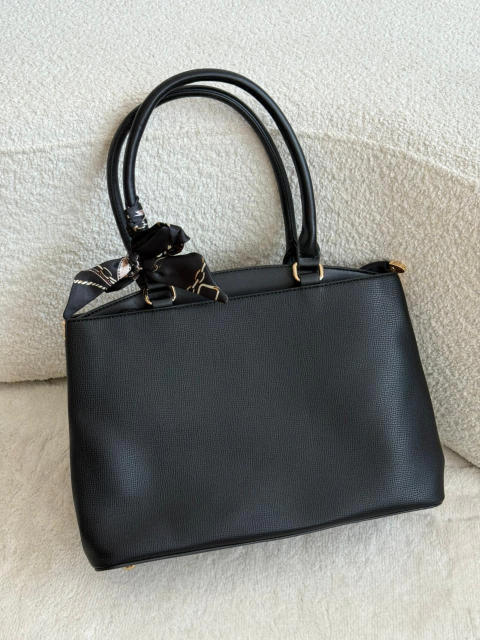 Bolsa Estruturada com Lenço – Ayla