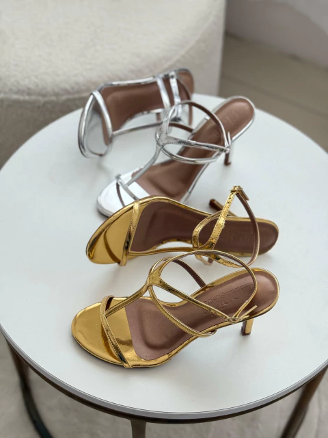 Sandália T-strap Luxo Rute