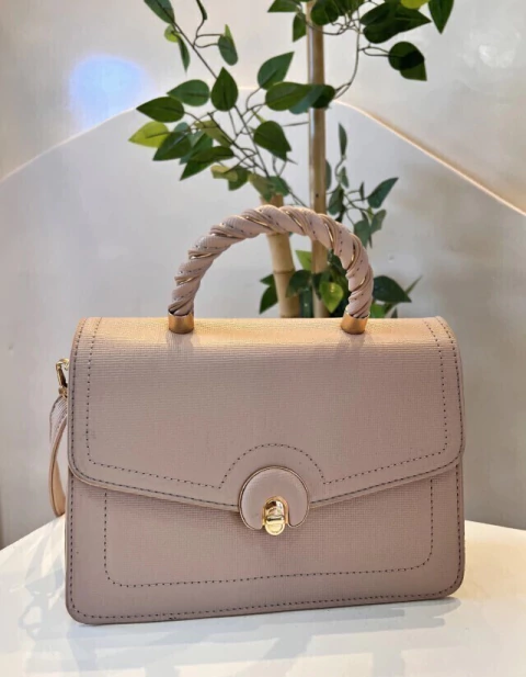 Bolsa Estruturada com Alça de Mão - Kim