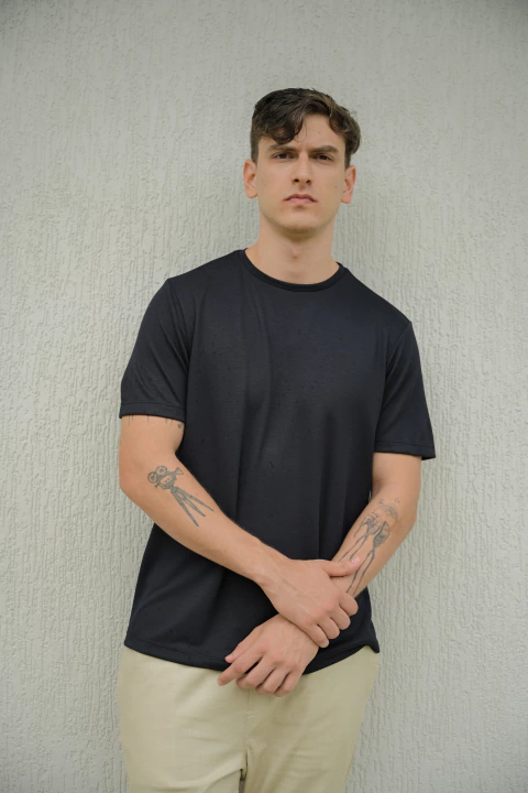 T-SHIRT MODAL TECH PRETA - comprar online