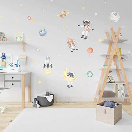 Adesivo de Parede Infantil Astronautas no Espaço em Aquarela - comprar online
