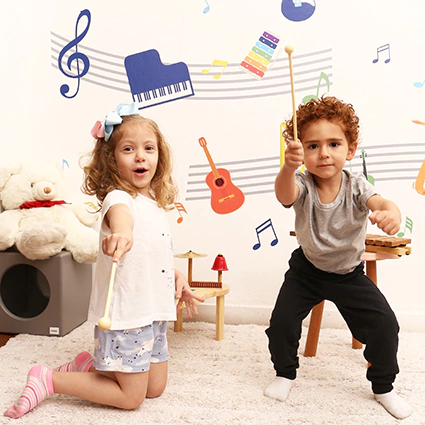 Adesivo de Parede Infantil Instrumentos Musicais Coloridos - Música - comprar online