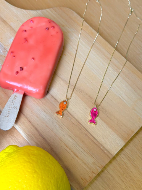 Colar Peixe Couro de Arraia