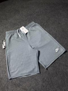 BERMUDA MOLETOM SPORTWEAR - CHUMBO - comprar online