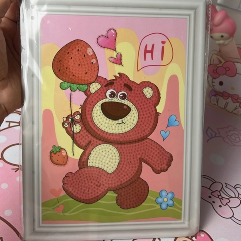 Pintura em Diamante Ursinho Lotso