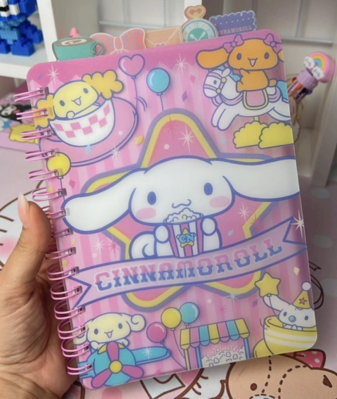 Caderno com Divisórias Cinnamoroll