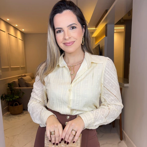 Camisa Luísa Amarelo Manteiga