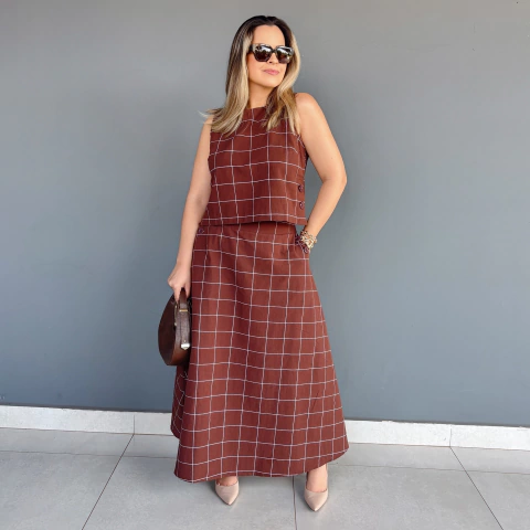 Conjunto Elisa - Cropped Alongado e Saia Midi - Marrom