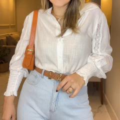 Camisa Amora com Manga Bufante Offwhite - Ester