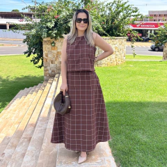 Imagem do Conjunto Elisa - Cropped Alongado e Saia Midi - Marrom