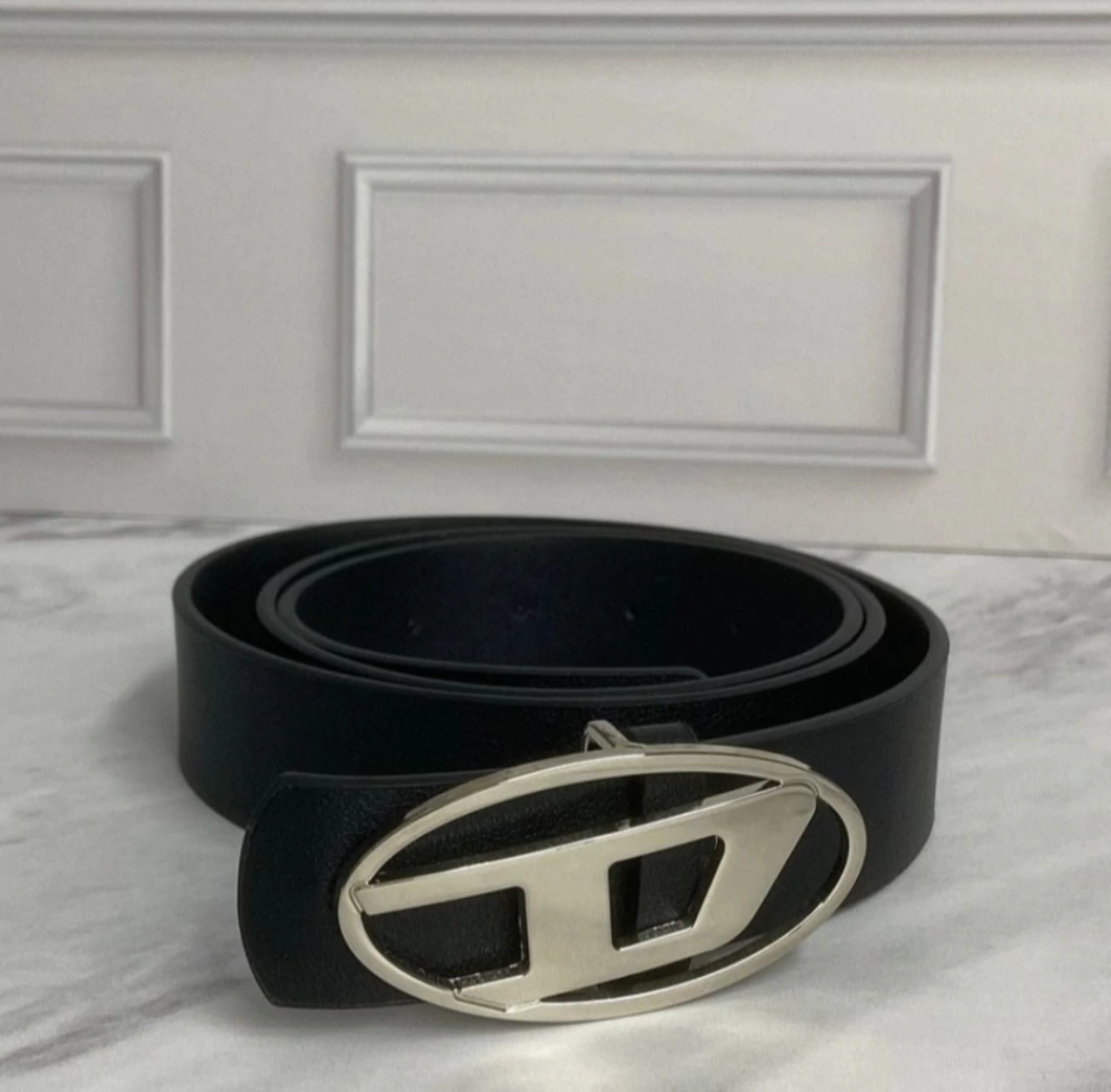 Cinturón diesel negro