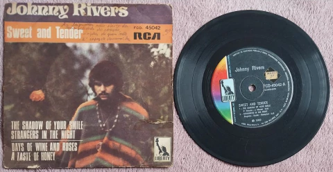EP vinil johnny rivers – sweet and tender